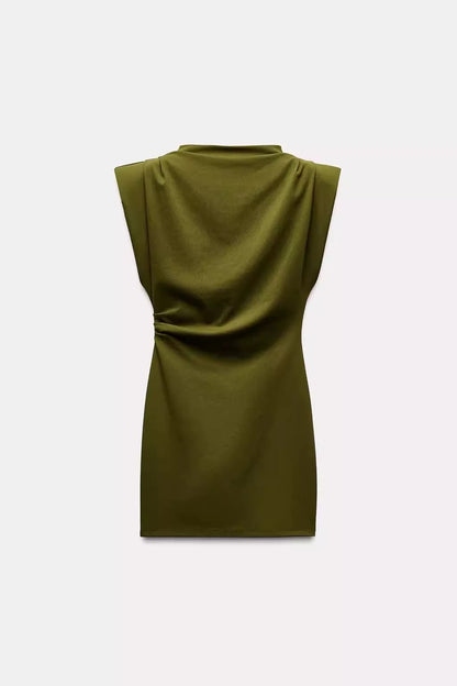 Robe verte sans manches