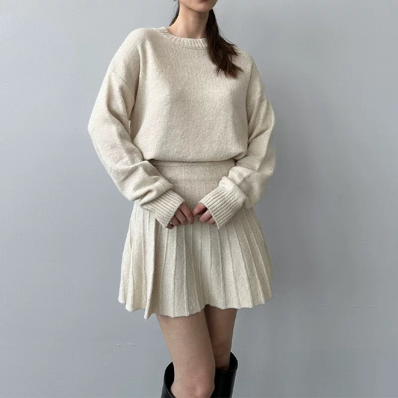 Pullover &amp; Skirt Set